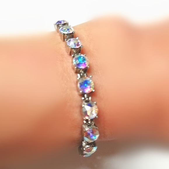 Aurora Borialis bracelet - Picture 4 of 8